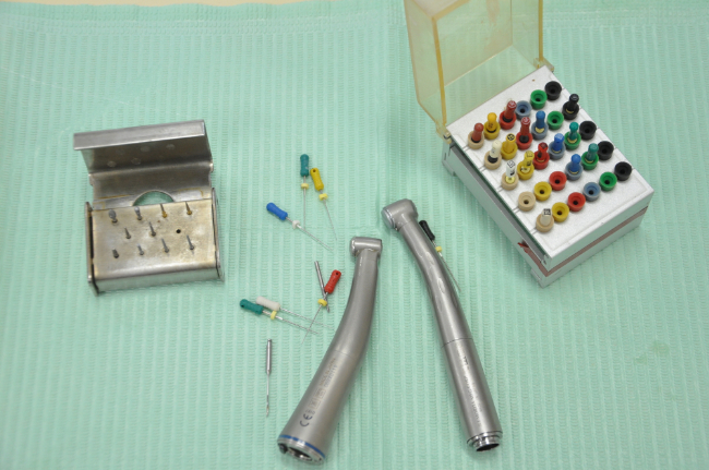 根管治療に使用する器具
