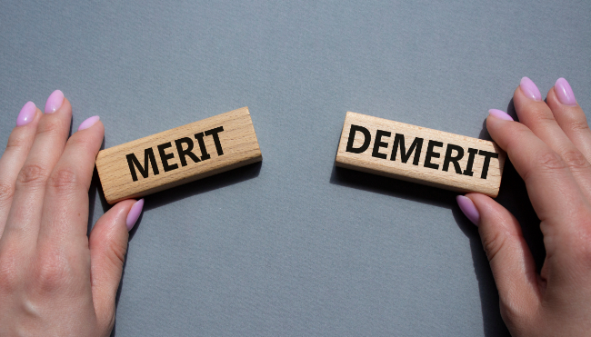 矯正歯科で歯を削るメリットとデメリットのイメージ