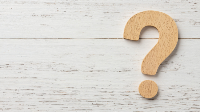 入れ歯をなくしたらどうすればいいのか考えるイメージ